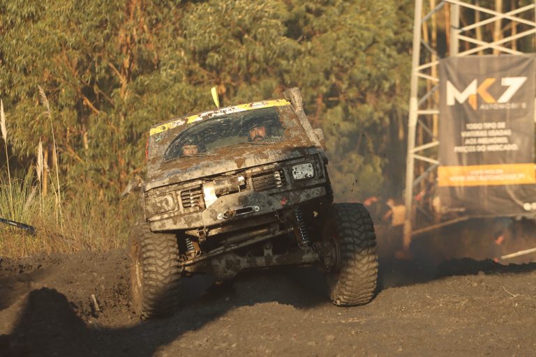 Campeonato Portugal Trial 4×4 Equipa arcuense JR4x4 luta pelo título na Classe Extreme