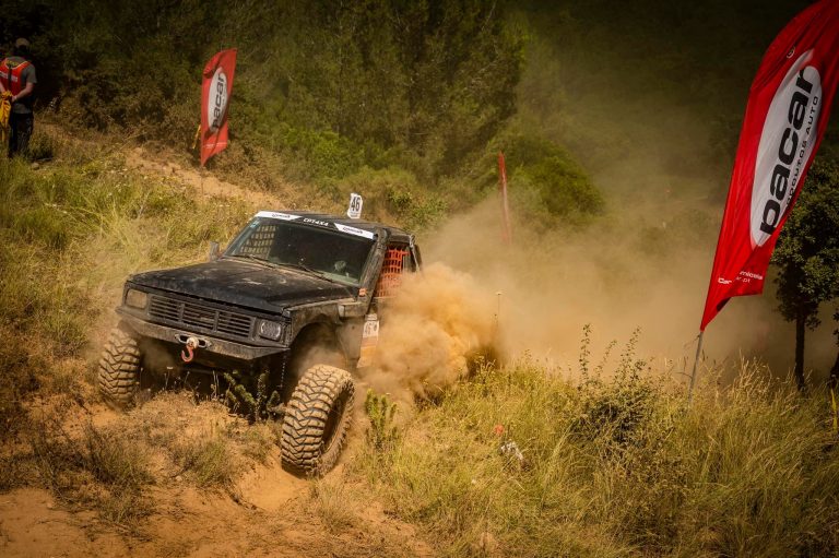 Campeonato Portugal Trial 4×4 Equipa arcuense JR4x4 campeã nacional na Classe Extreme
