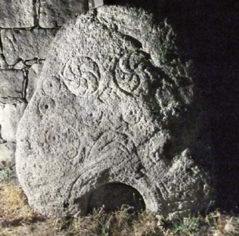 Descobertas arqueológicas sobre o balneário castrejo atribuído ao castro de Eiras/Aboim das Choças